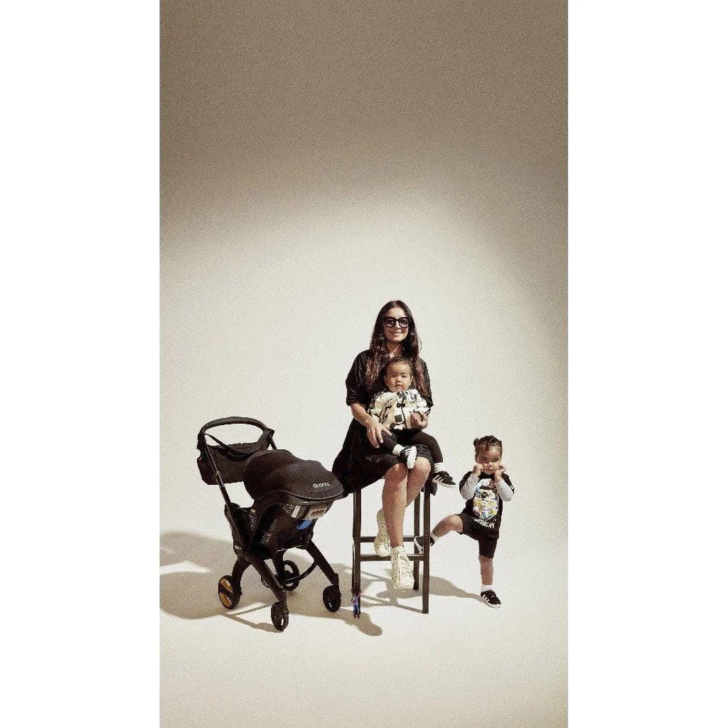 Doona  Infant Car Seat / Stroller and Base - Midnight Edition