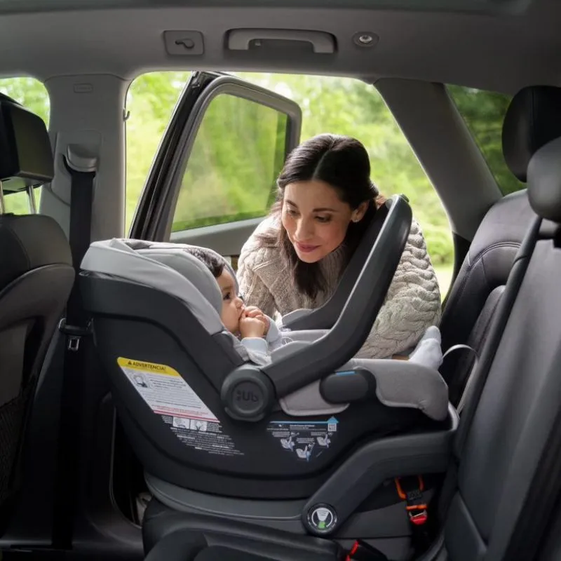 Mesa V2 Infant Car Seat (Damaged Box: New)