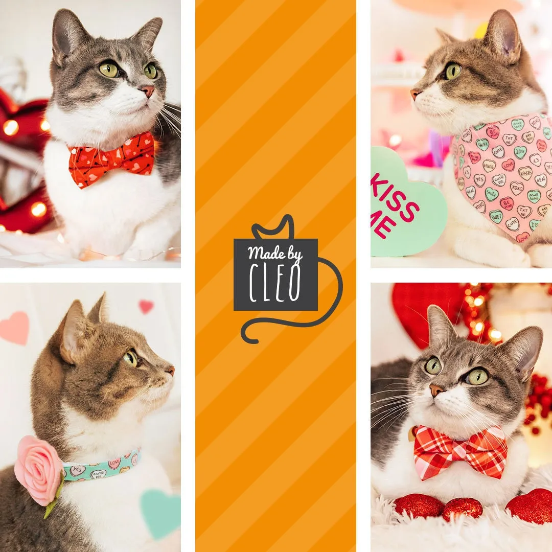 Pet Bow Tie - "Conversation Hearts - Pink" - Valentine's Day Pink Candy Heart Cat Bow Tie / Valentine's Day / For Cats   Small Dogs (One Size)