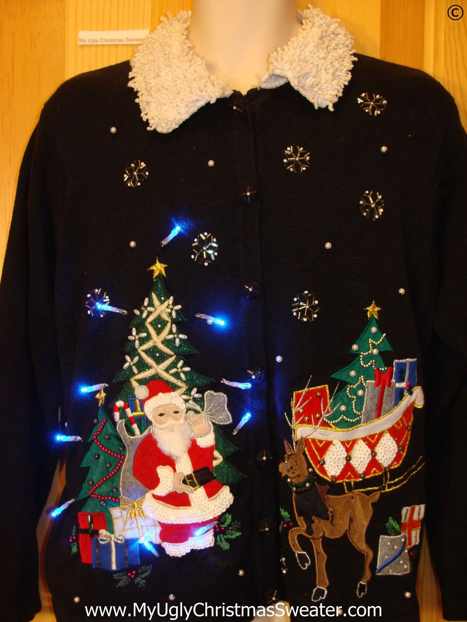 Santa and Reindeer Christmas Sweater with Lights (g259)