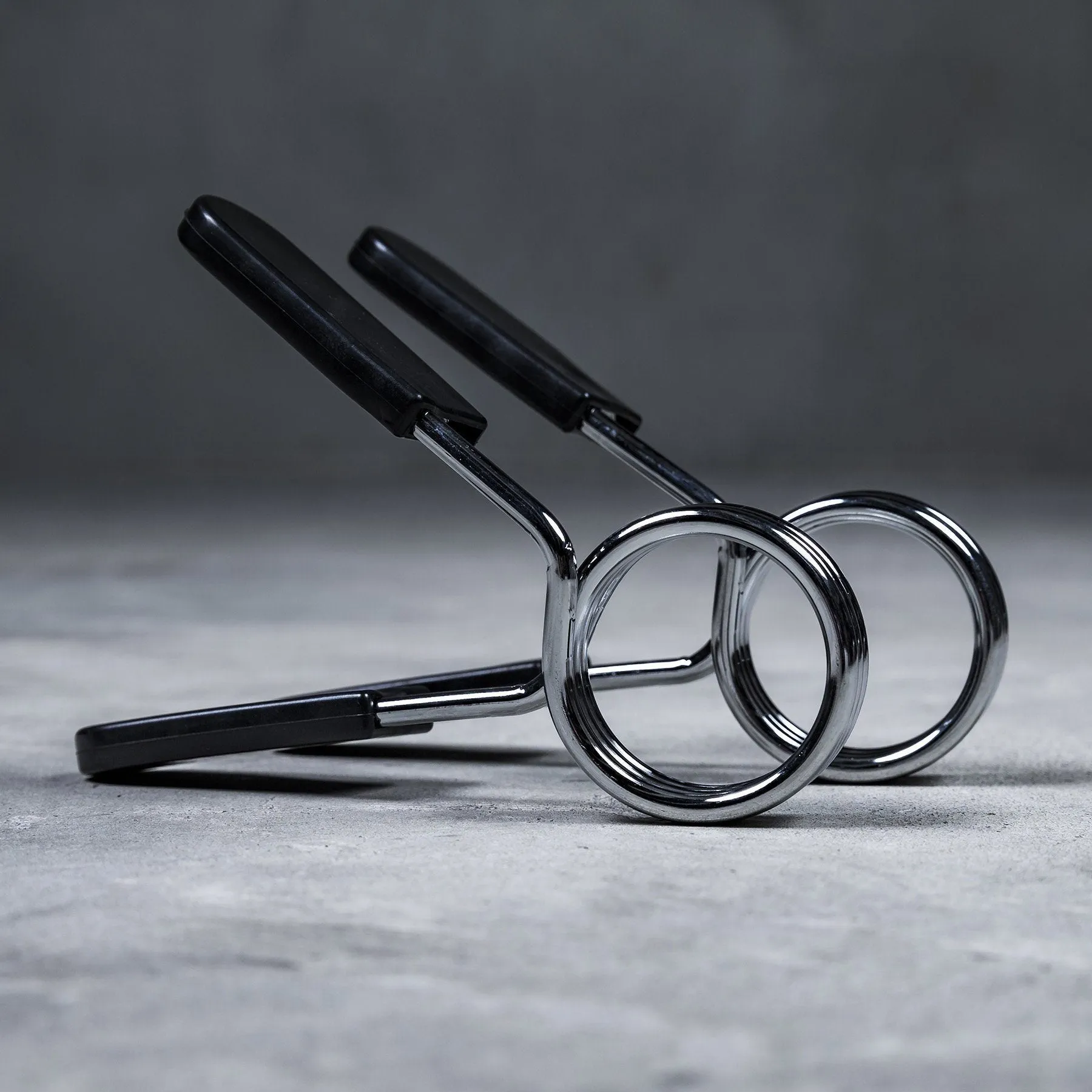 TWL - MENS EVERYDAY 20KG BARBELL and Spring Lock Collars
